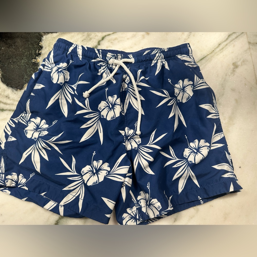 H&M men’s navy and white large floral print bathing suit size small
